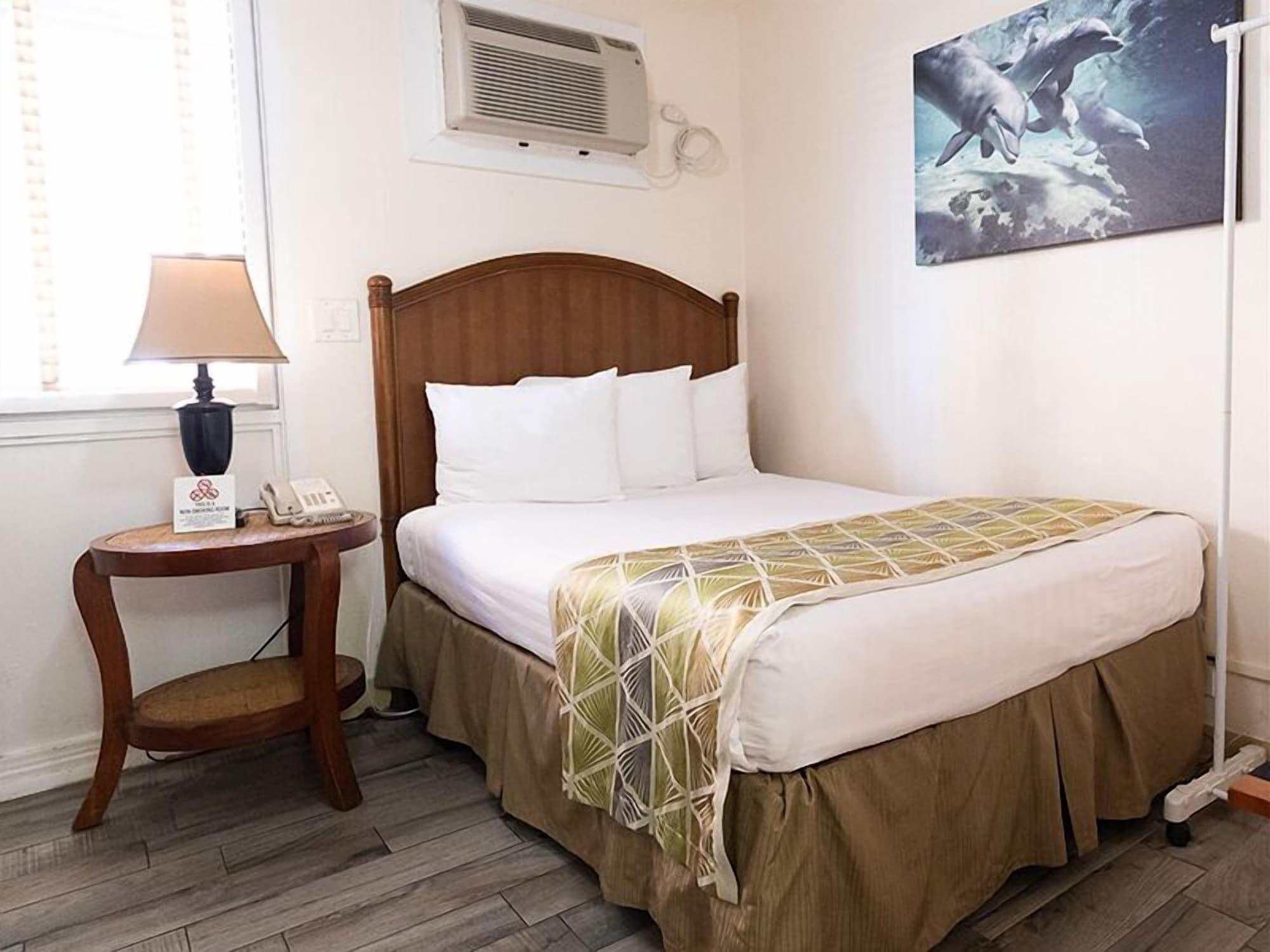 Pacific Marina Inn Airport Гонолулу Екстер'єр фото